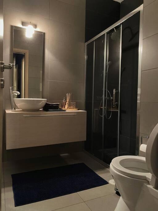 דירות Ultimate Downtown Athens Escape מראה חיצוני תמונה